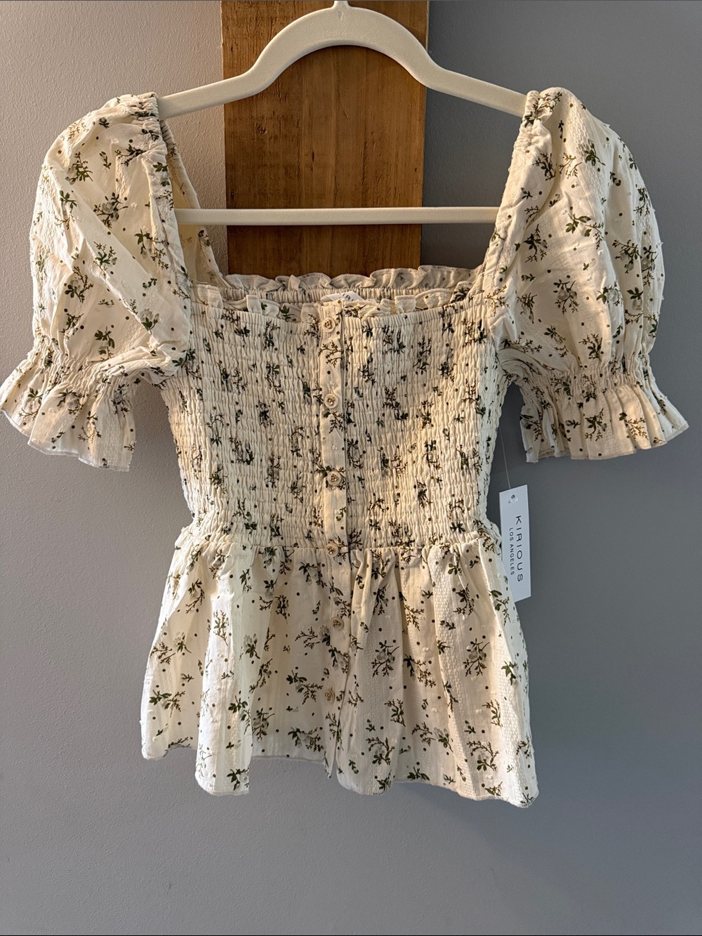 KIRIOUS Ivory Floral Smocked Puff Sleeve Top, NWTs